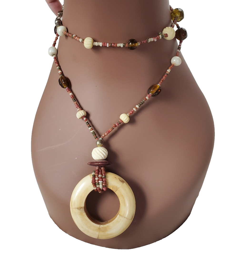 Vintage Bead Bone Bovine Necklace Round Pendant Boho Tribal Women's 70s Natural